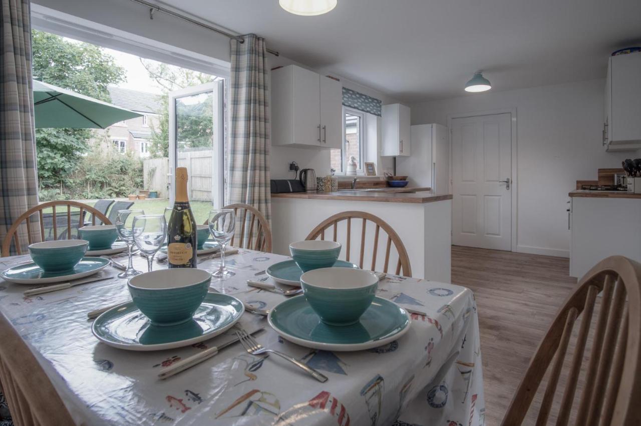 Maes Yr Odyn - 3 Bedroom Holiday Home - Narberth Exterior foto